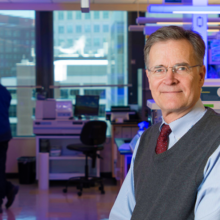Ragon Institute Director Bruce D. Walker, MD, and his team used a novel approach to examine the complex, structural bonds within and among viral proteins to identify specific amino acids crucial to viral function.