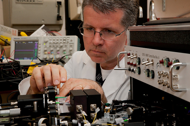 Gary Tearney, MD, PhD Search Lights: Using OCT for Diagnosis | Imaging Technology
