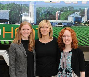 From left, Briana Lane with her aunt, Suzanne Bandanza, and sister, Meghan Lane