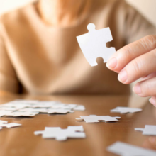One difference between normal memory loss associated with aging and dementia is being able to complete tasks, like assembling a puzzle.