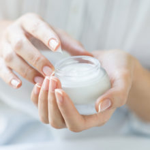 Mass General researchers have found that, when it comes to price, men’s and women’s moisturizers not considered equal.
